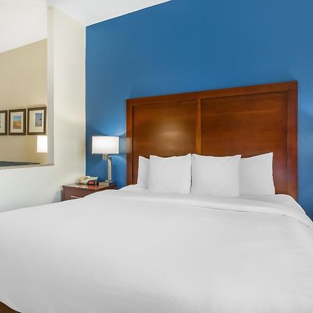 Comfort Inn And Suites Yuma I-8 Екстериор снимка
