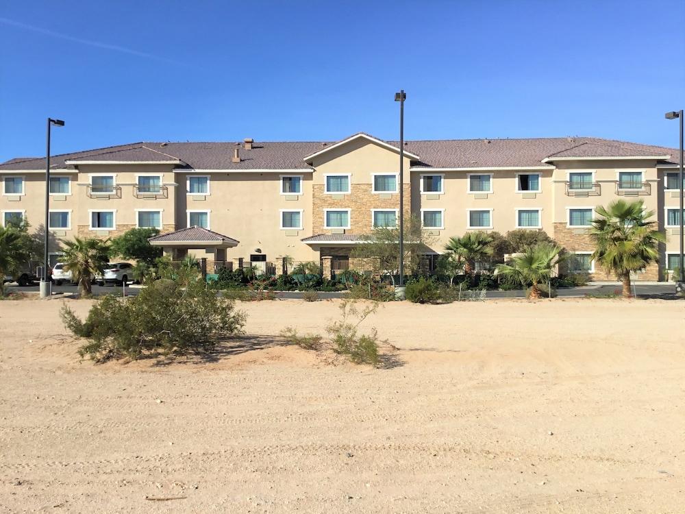 Comfort Inn And Suites Yuma I-8 Екстериор снимка