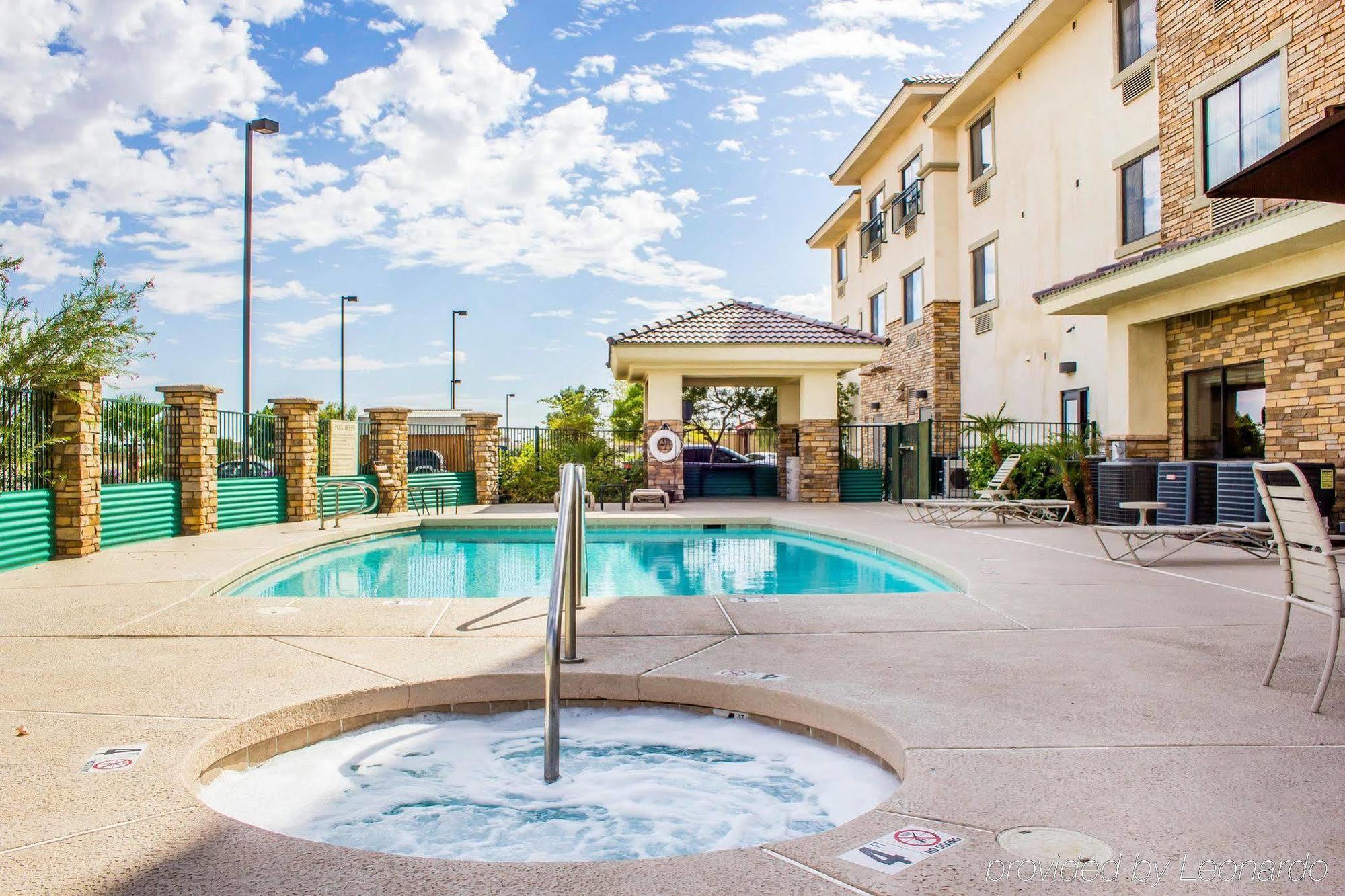 Comfort Inn And Suites Yuma I-8 Екстериор снимка