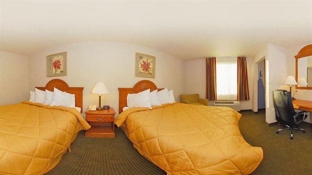 Comfort Inn And Suites Yuma I-8 Екстериор снимка